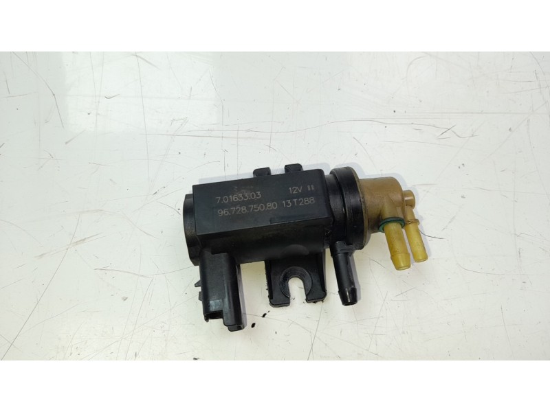 Recambio de valvula aire adicional para volvo v40 1.6 diesel cat referencia OEM IAM 9672875080 70163303 