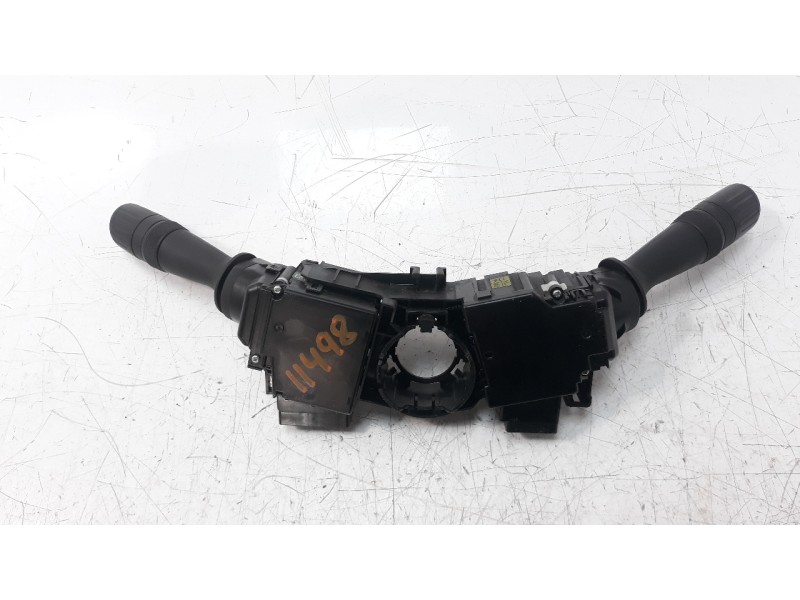 Recambio de mando multifuncion para toyota auris 1.4 turbodiesel cat referencia OEM IAM 8414002830  