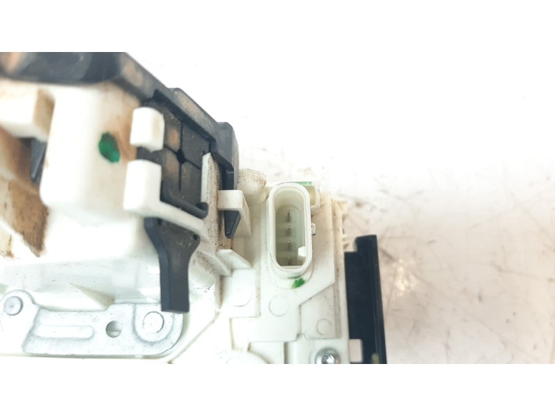 Recambio de cerradura puerta trasera izquierda para jeep compass ii 2.0 m-jet cat referencia OEM IAM 68466963AA  