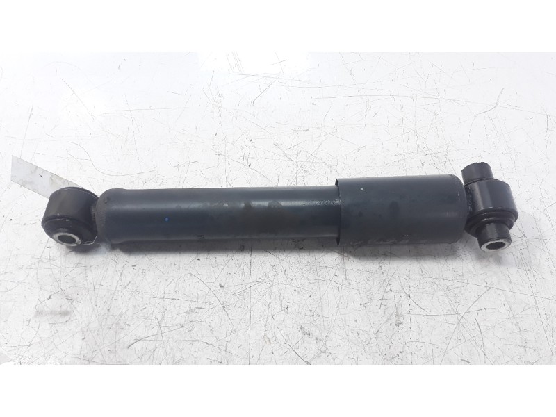 Recambio de amortiguador delantero izquierdo para iveco daily furgón 2.3 diesel referencia OEM IAM 350004372472  