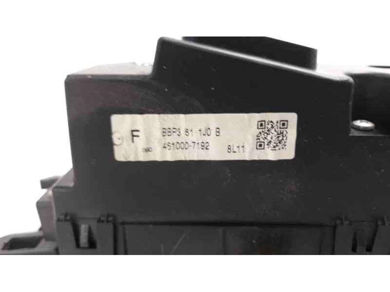 Recambio de pantalla multifuncion para mazda 3 lim. (bl) active referencia OEM IAM BBP3611J0B  