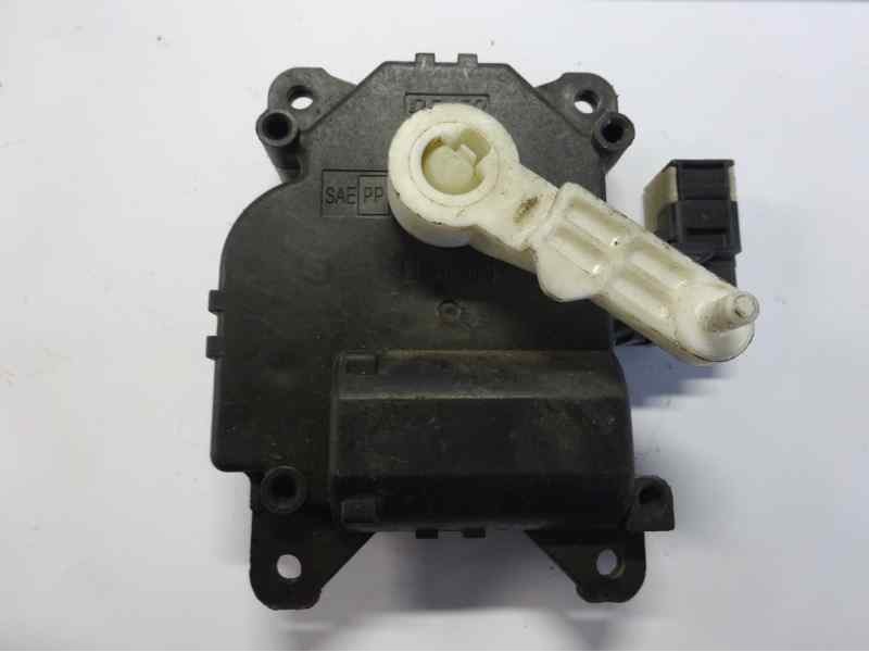 Recambio de motor calefaccion para toyota yaris 1.4 turbodiesel cat referencia OEM IAM 38002810PLS  
