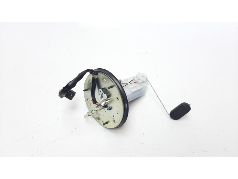 Recambio de bomba combustible para honda cb 650r referencia OEM IAM UCT35HU67  