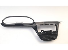 Recambio de moldura para peugeot 208 1.6 16v hdi fap referencia OEM IAM 9673830077  