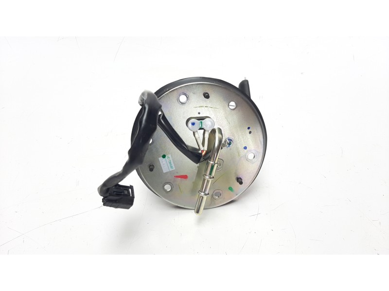 Recambio de bomba combustible para honda cb 650r referencia OEM IAM UCT35HU67  
