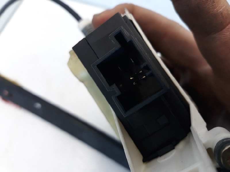 Recambio de elevalunas delantero derecho para audi a6 berlina (4f2) 3.0 tdi quattro (165kw) referencia OEM IAM 4F0837462A 106022