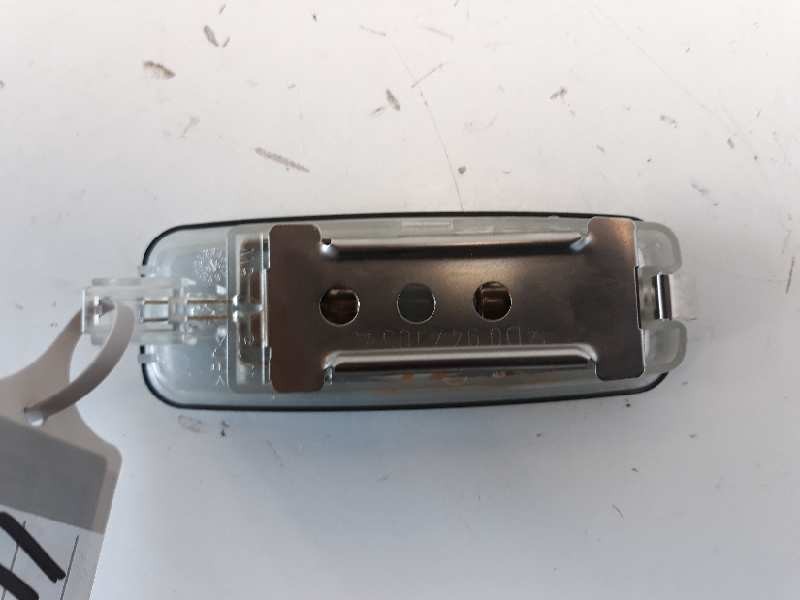 Recambio de luz interior para audi a6 berlina (4f2) 3.0 tdi quattro (165kw) referencia OEM IAM 4E0947105  