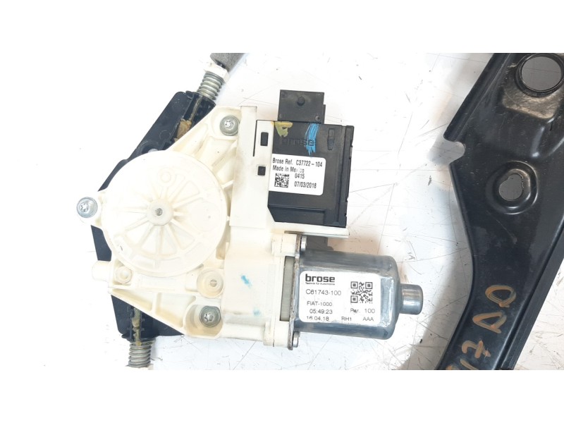 Recambio de elevalunas delantero derecho para jeep compass ii 2.0 m-jet cat referencia OEM IAM 68292082AA  