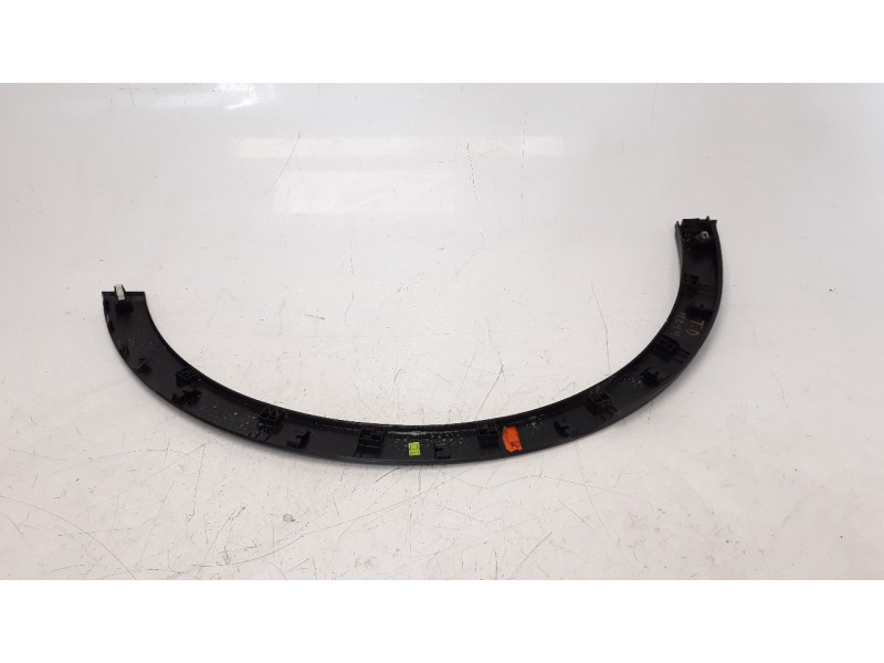 Recambio de aletin trasero derecho para hyundai i20 active 1.0 tgdi cat referencia OEM IAM 87742Q0400  
