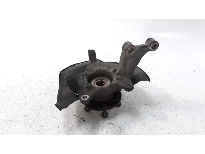 Recambio de mangueta delantera izquierda para toyota auris 1.4 turbodiesel cat referencia OEM IAM 4321205090  