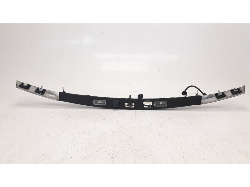 Recambio de moldura para jaguar xf 3.0 v6 diesel cat referencia OEM IAM CX2313550BF  