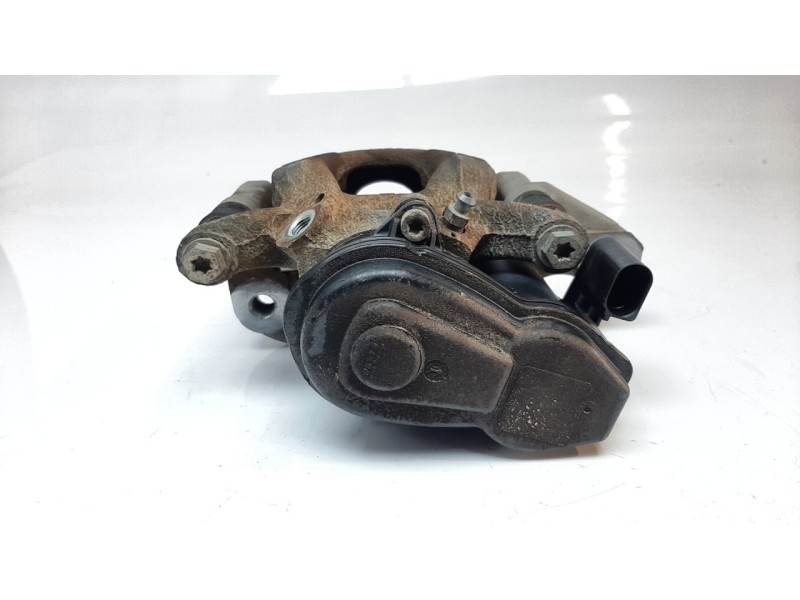 Recambio de pinza de freno trasera izquierda para nissan qashqai (j11) tekna referencia OEM IAM 440114EA0A  