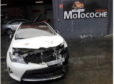 toyota auris del año 2013 2