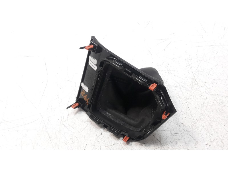 Recambio de pomo palanca cambio para toyota auris 1.4 turbodiesel cat referencia OEM IAM 5884302840  