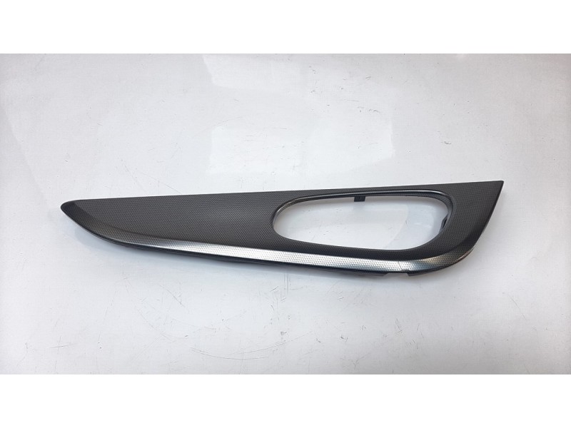Recambio de moldura para nissan qashqai (j11) tekna referencia OEM IAM 82683HV51A  