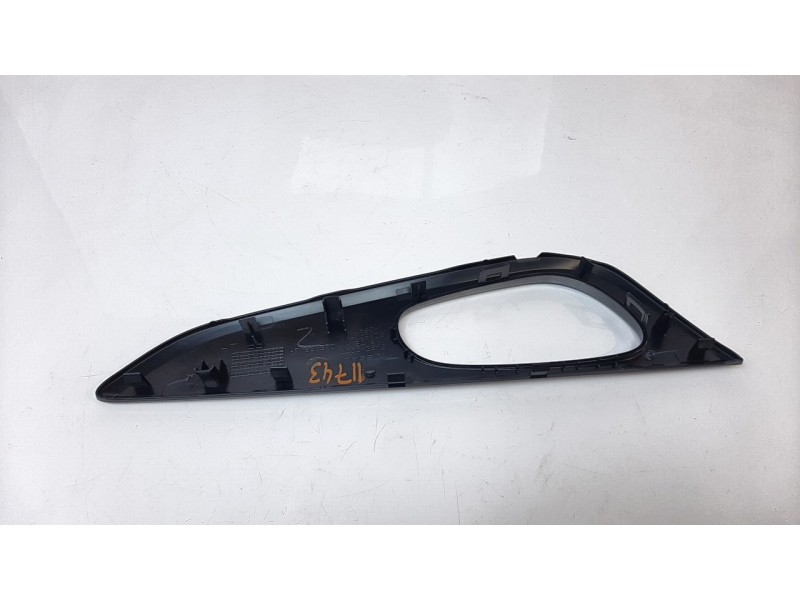 Recambio de moldura para nissan qashqai (j11) tekna referencia OEM IAM 82683HV51A  