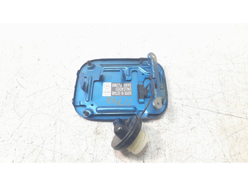 Recambio de tapa exterior combustible para nissan qashqai (j11) tekna referencia OEM IAM G88304EAME  