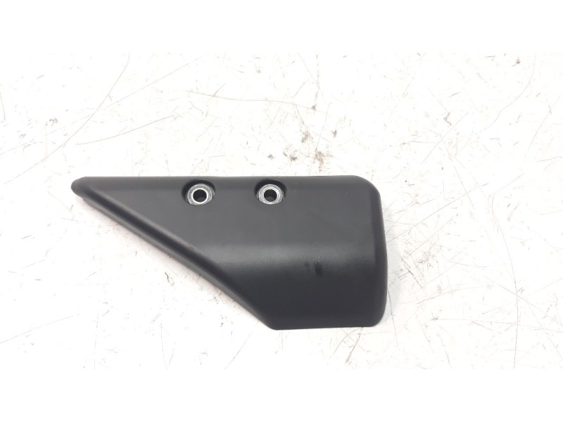 Recambio de moldura para ktm 390 duke referencia OEM IAM JP181288  