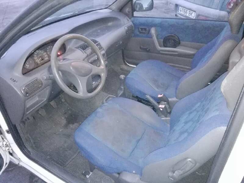 fiat punto berlina (176) del año 1997