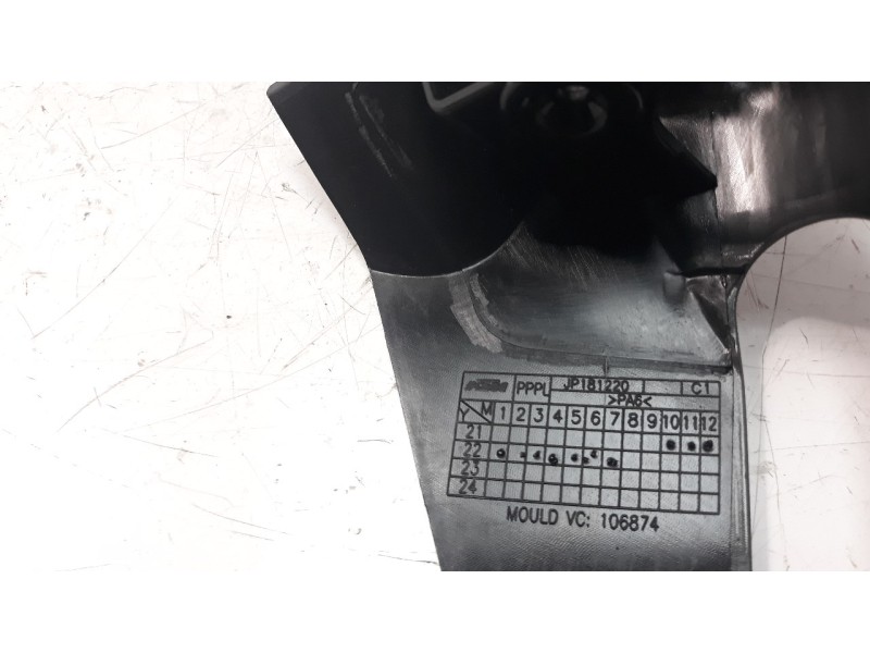 Recambio de moldura para ktm 390 duke referencia OEM IAM JP181220  