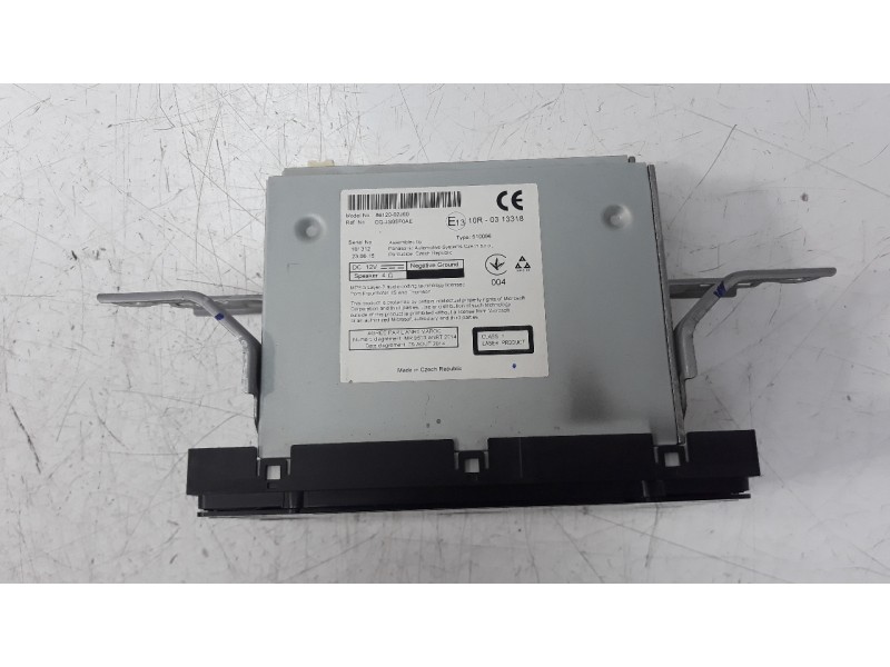 Recambio de sistema audio / radio cd para toyota auris 1.4 turbodiesel cat referencia OEM IAM 8612002J61  