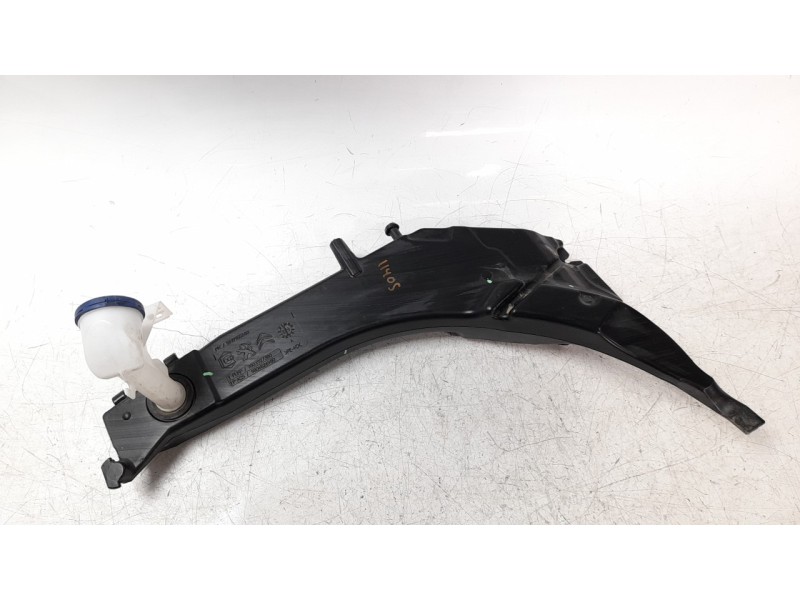 Recambio de deposito limpia para peugeot 308 referencia OEM IAM 9819955680  