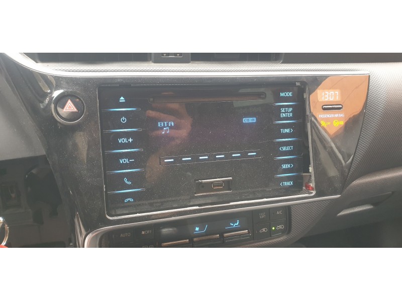 Recambio de sistema audio / radio cd para toyota auris 1.4 turbodiesel cat referencia OEM IAM 8612002J61  