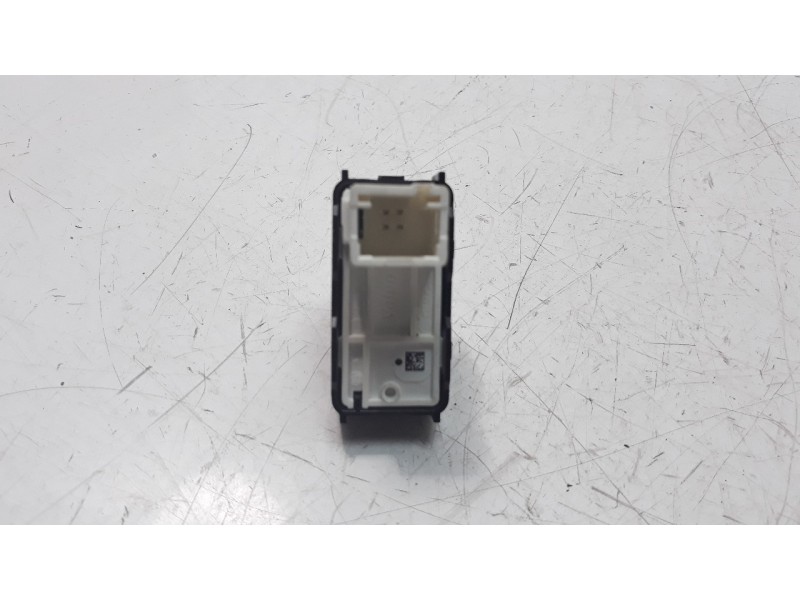 Recambio de mando elevalunas trasero izquierdo para peugeot 308 referencia OEM IAM 9826080380  