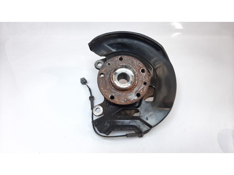 Recambio de mangueta delantera izquierda para nissan qashqai (j11) tekna referencia OEM IAM 400154EA0A  