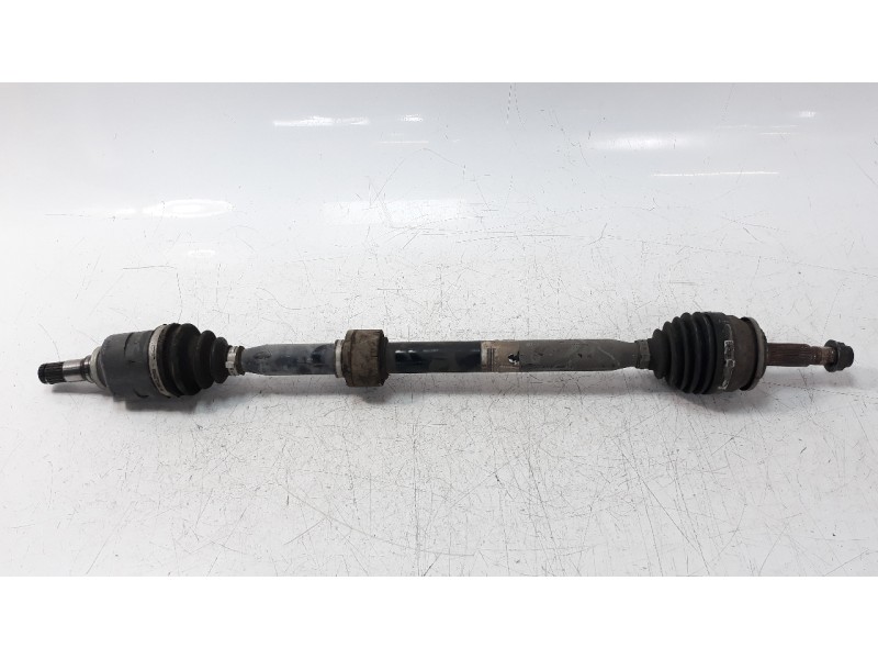 Recambio de transmision delantera derecha para toyota auris 1.4 turbodiesel cat referencia OEM IAM 434100F090 TO2363 