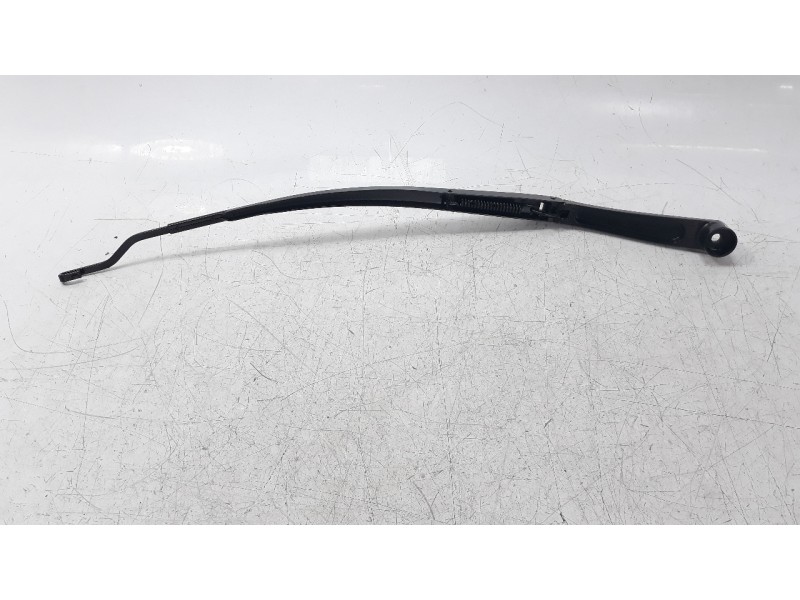 Recambio de brazo limpia delantero izquierdo para kia stonic (ybcuv) 1.0 tgdi cat referencia OEM IAM 98311H8000  