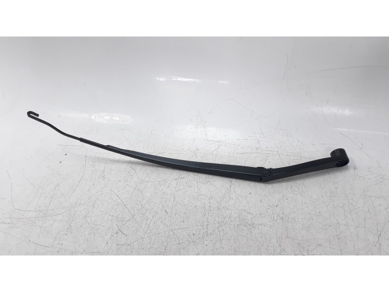 Recambio de brazo limpia delantero izquierdo para kia stonic (ybcuv) 1.0 tgdi cat referencia OEM IAM 98311H8000  