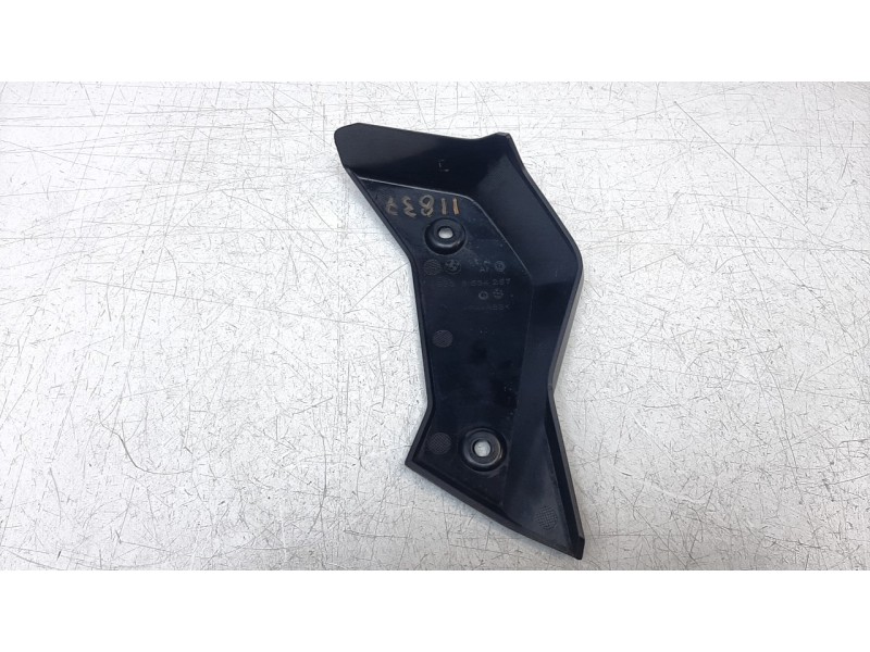 Recambio de moldura para bmw r 1200 r r 1200 r referencia OEM IAM 46638534267  