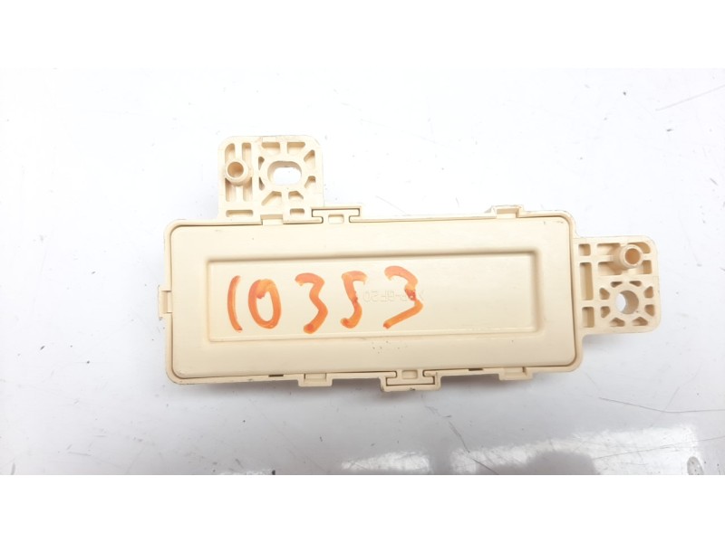 Recambio de caja reles / fusibles para kia niro referencia OEM IAM 91940G5110  