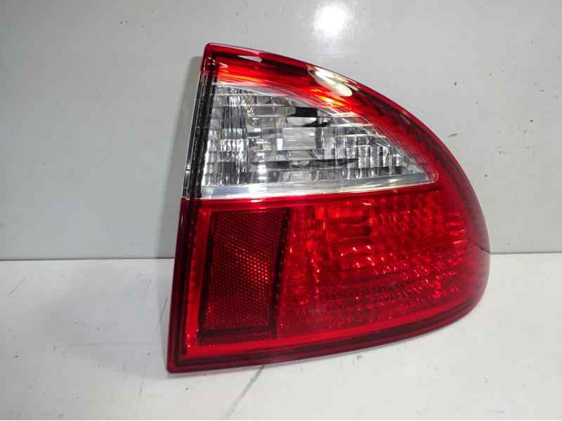 Recambio de piloto trasero derecho para seat leon (1m1) referencia OEM IAM 1M694511201C 103F21130770 ST4204173