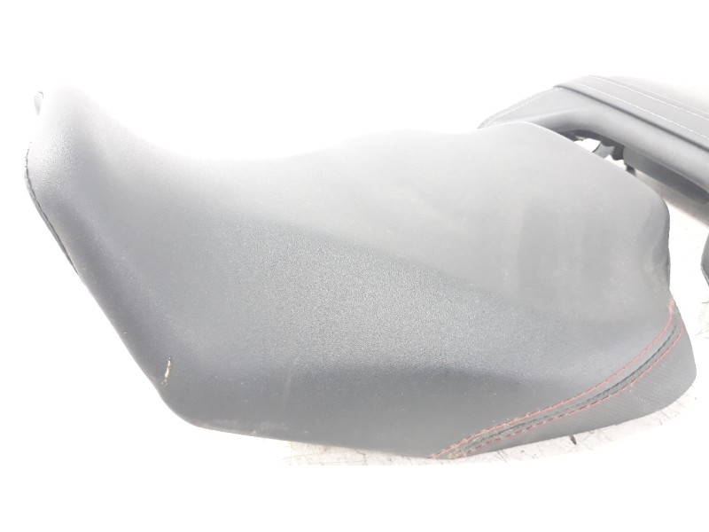 Recambio de asiento para honda cbr 650r referencia OEM IAM 77100MKND51ZB  