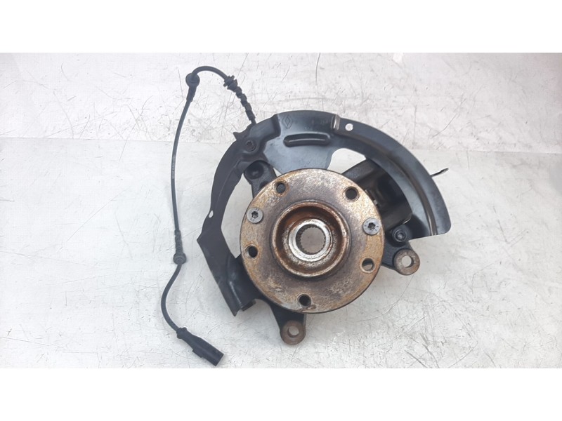 Recambio de mangueta delantera derecha para renault megane iv grandtour 1.5 dci diesel fap energy referencia OEM IAM 400146171R 