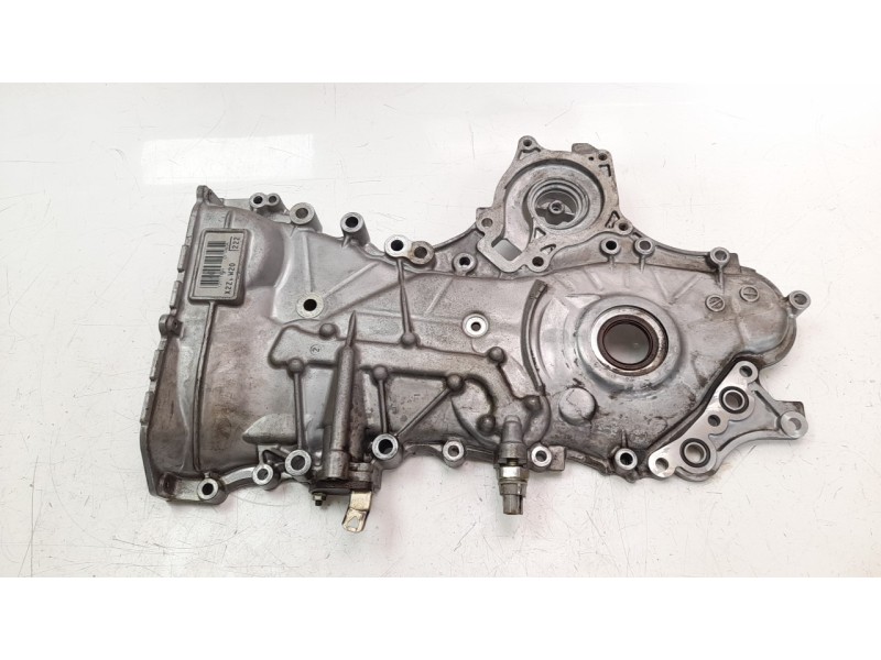 Recambio de tapa distribucion para toyota prius+ eco referencia OEM IAM 1131037060  