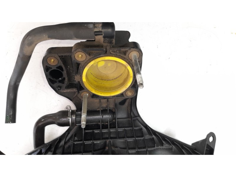 Recambio de colector admision para toyota prius+ eco referencia OEM IAM 1712037050  