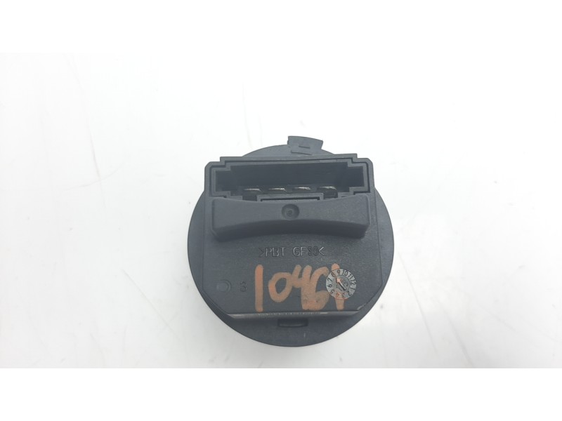 Recambio de resistencia calefaccion para land rover freelander (lr2) 2.2 td4 cat referencia OEM IAM F7253002  