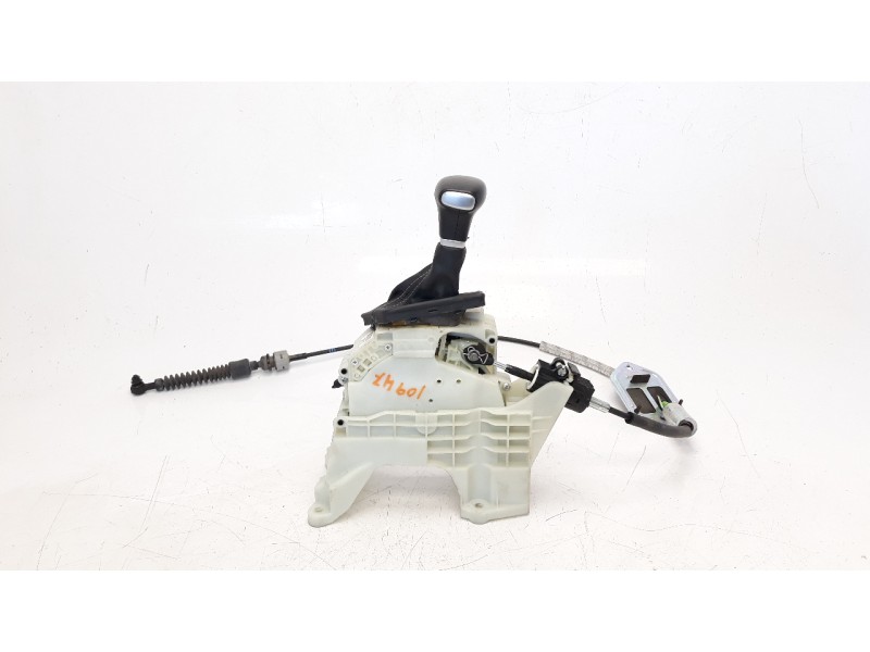 Recambio de palanca cambio para kia niro referencia OEM IAM 46701D4440  