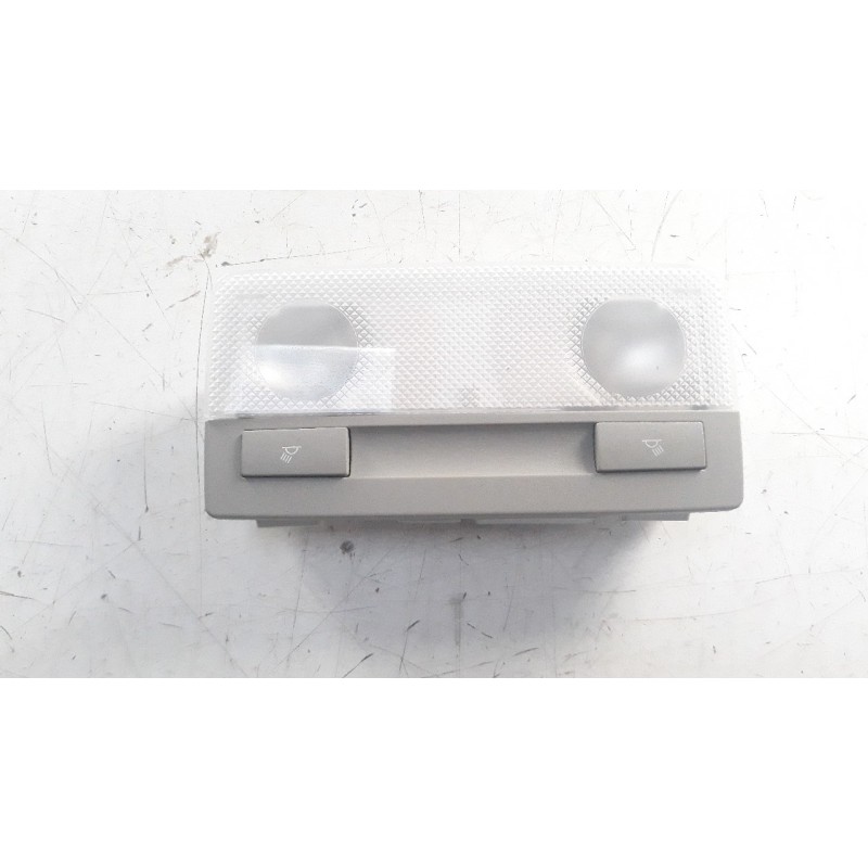 Recambio de luz interior para opel astra j lim. 1.7 16v cdti referencia OEM IAM 316627975  