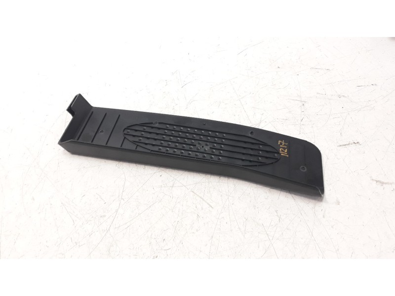 Recambio de moldura para bmw serie 3 coupe (e92) 2.0 turbodiesel cat referencia OEM IAM 51477906850  
