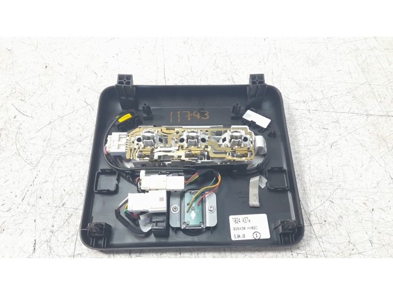 Recambio de luz interior para nissan qashqai (j11) tekna referencia OEM IAM 26430HV02A B26430HV02C 