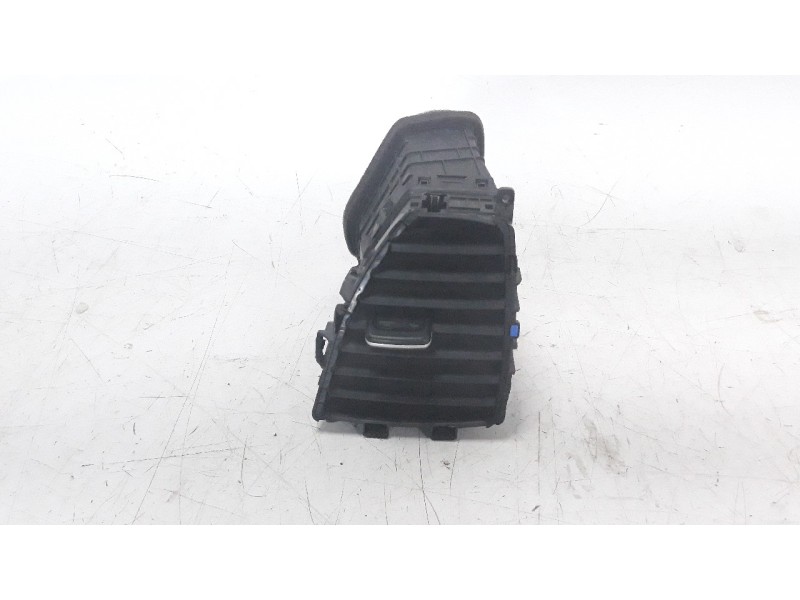 Recambio de rejilla aireadora para hyundai tucson 1.6 cat referencia OEM IAM 97490D7AA  