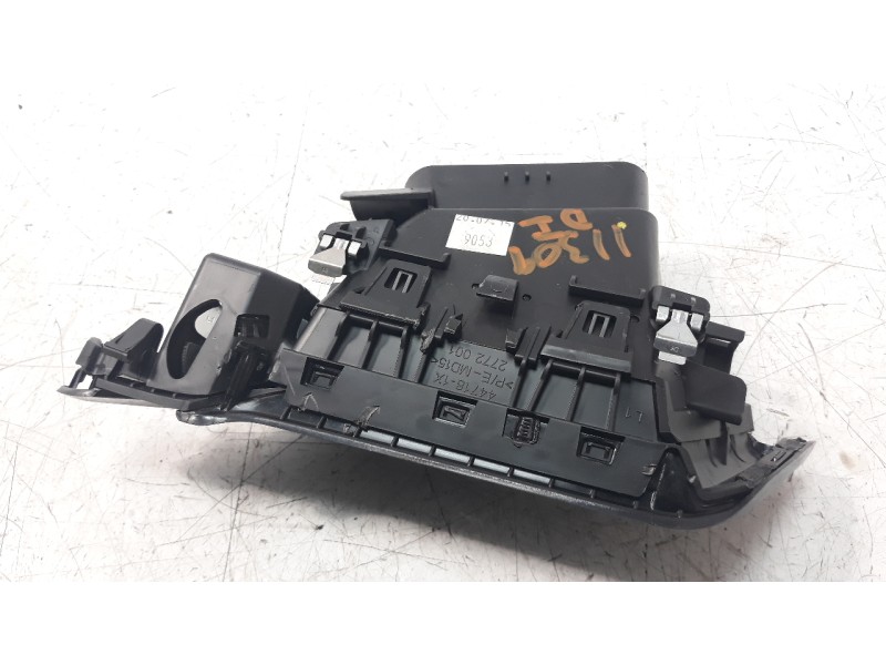 Recambio de rejilla aireadora para peugeot 208 1.2 12v vti referencia OEM IAM 9633131777  