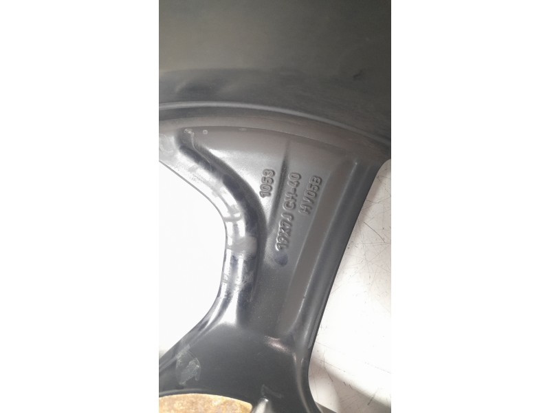 Recambio de llanta para nissan qashqai (j11) tekna referencia OEM IAM D0C00HV05B 19PULGADAS 