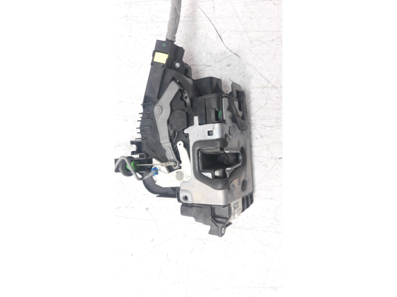 Recambio de cerradura puerta trasera izquierda para mercedes-benz clase c (w205) familiar 2.1 cdi cat referencia OEM IAM 0997309
