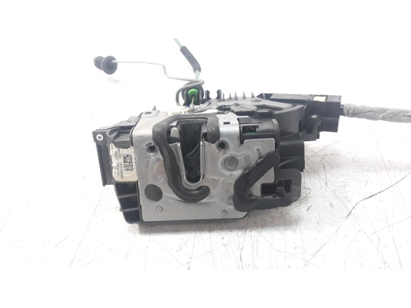 Recambio de cerradura puerta trasera izquierda para mercedes-benz clase c (w205) familiar 2.1 cdi cat referencia OEM IAM 0997309