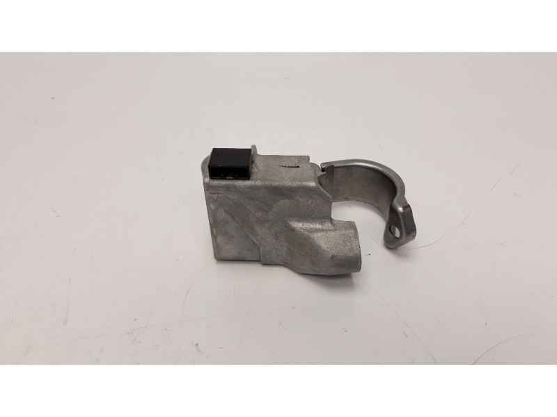 Recambio de antirrobo / llave contacto para peugeot 108 top 1.0 vti referencia OEM IAM 45020053  